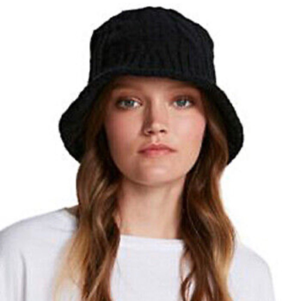 Steve Madden Bucket hat NWT